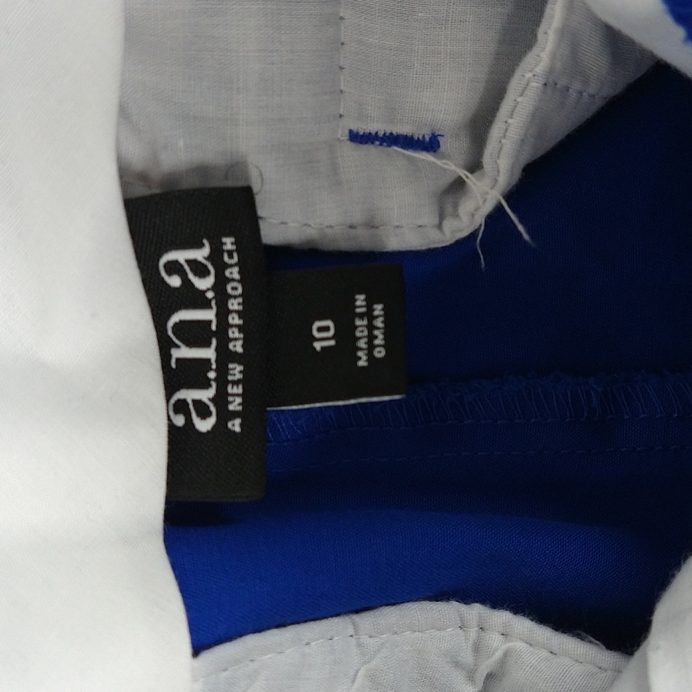 A.N.A Women Blue Ankle Pants: Size:10 - Picture 4 of 6